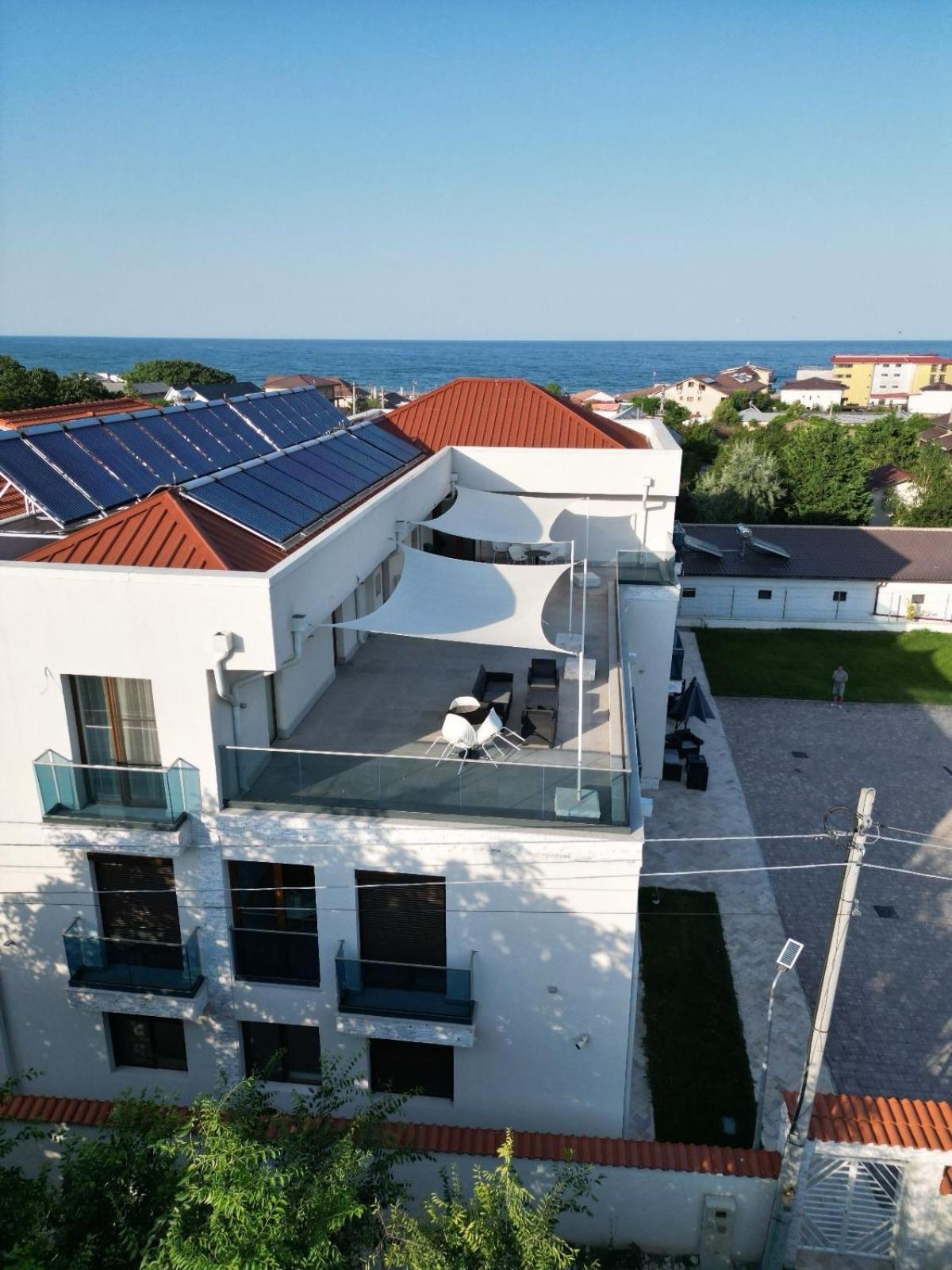 Polu-x Vama Veche